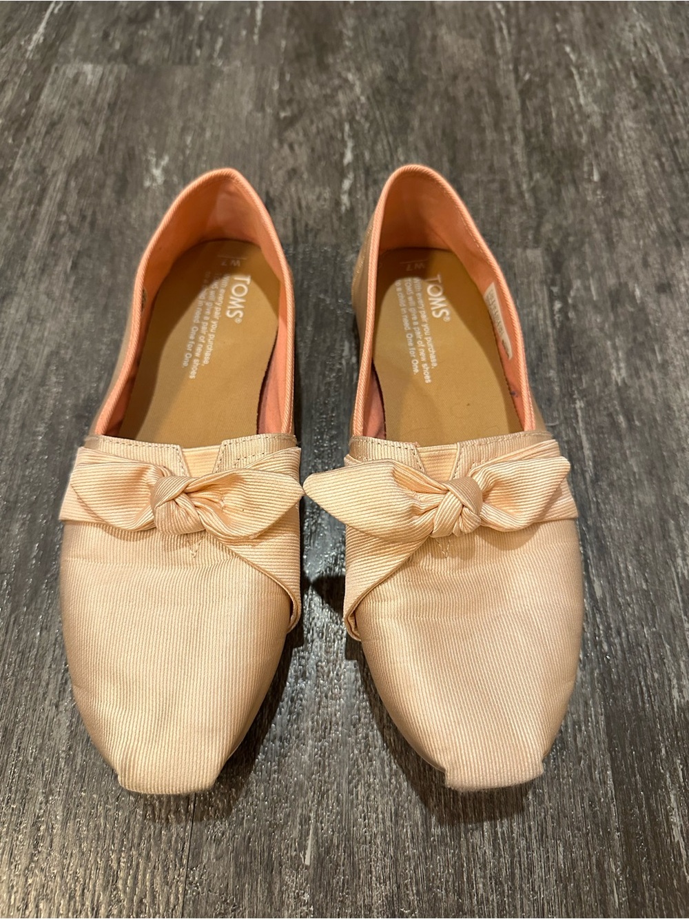 TOMS Women's Peach Bow Slip-On Flats